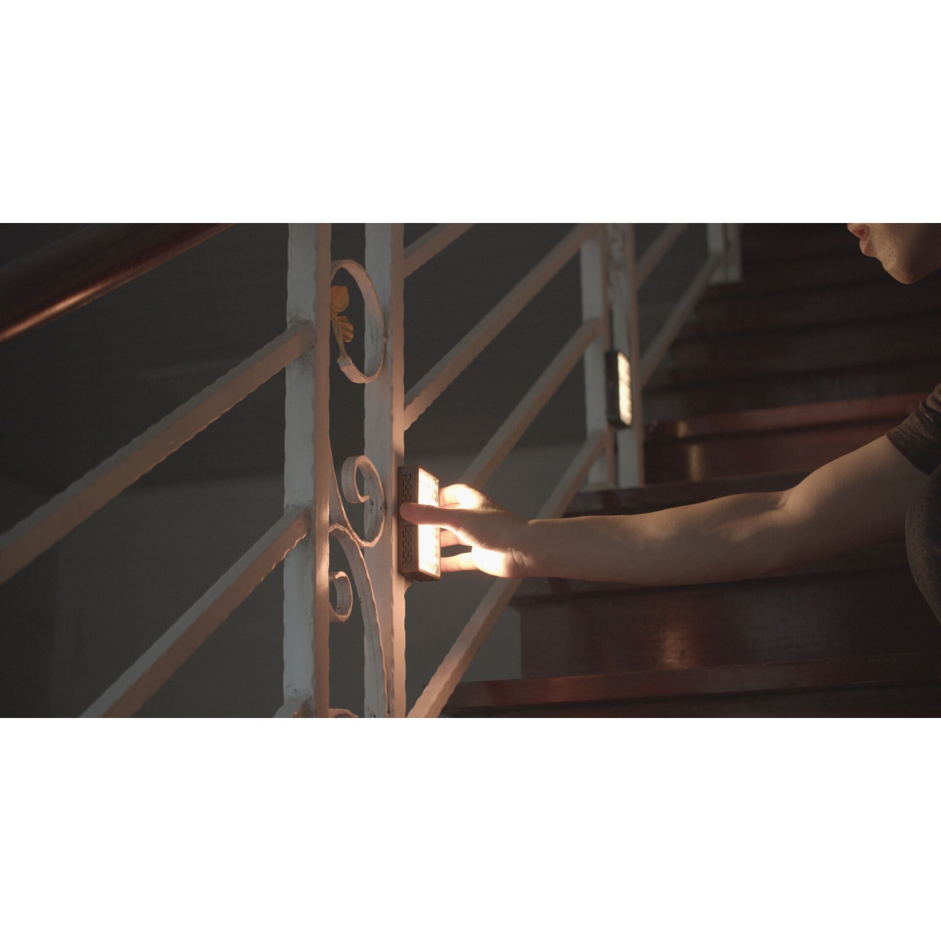 Handlauf, Drinnen, Innenarchitektur, Person, Treppe