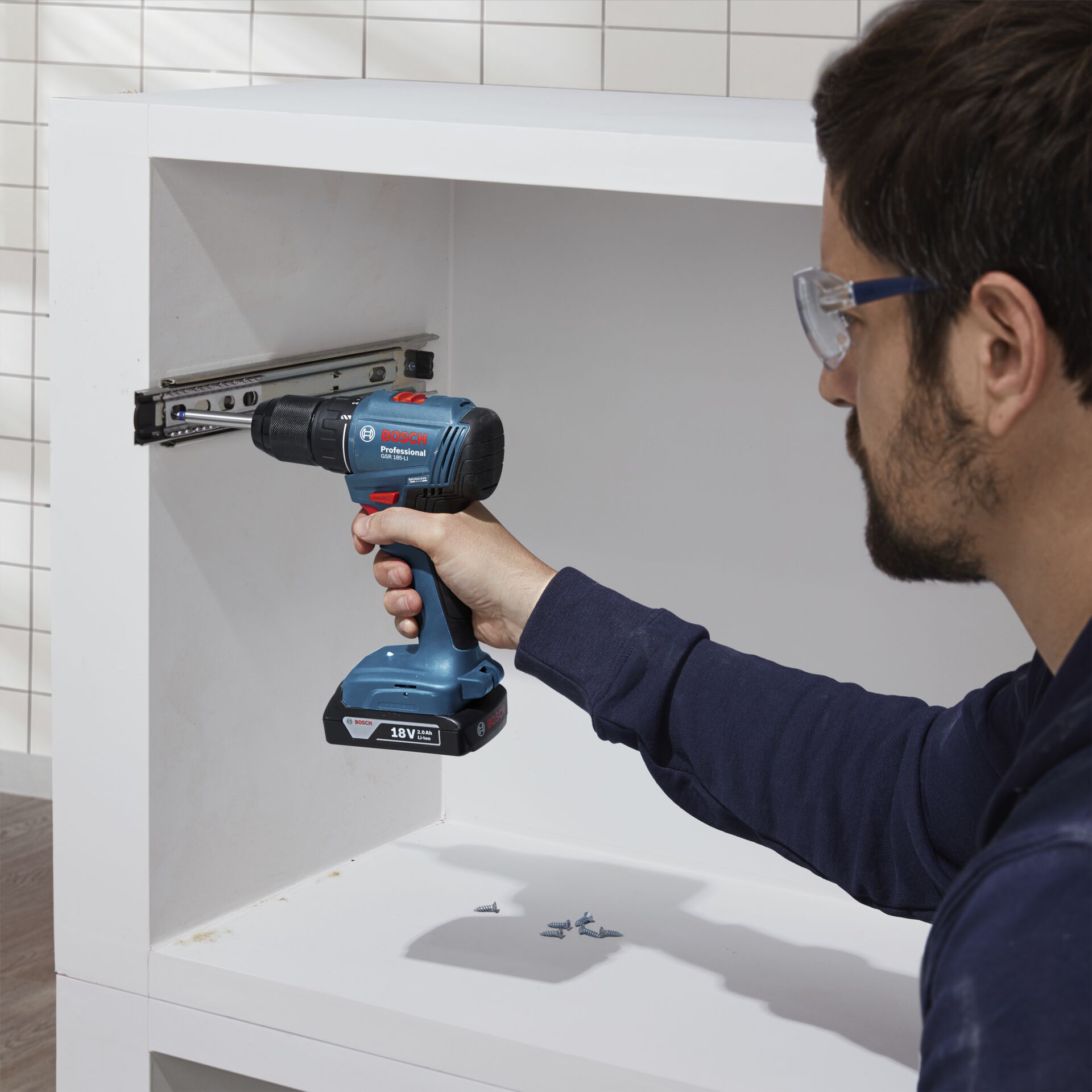 Gerät, Elektrische Bohrmaschine, Werkzeug