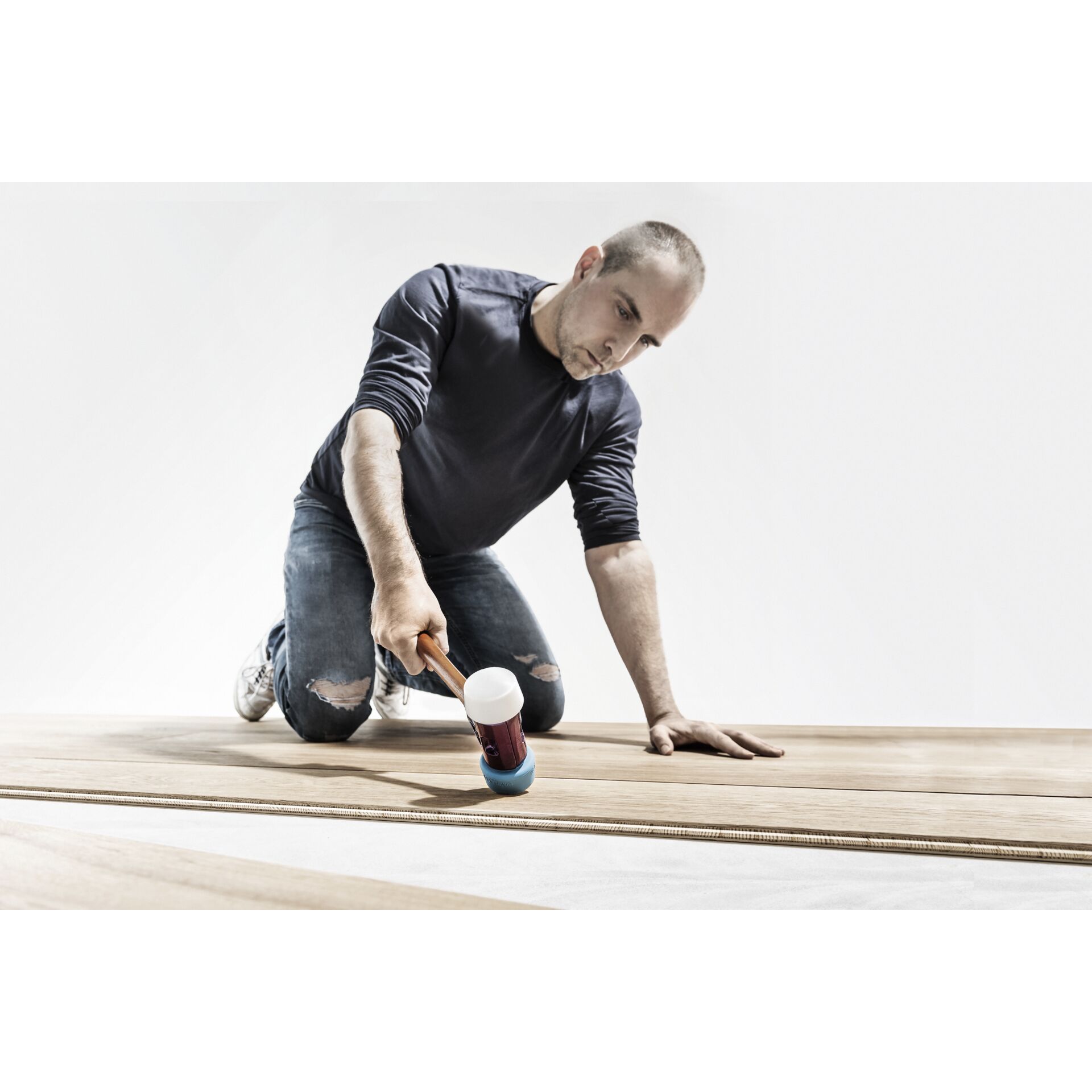 handyman, torpedo, Hammer, woodworking, flooring
