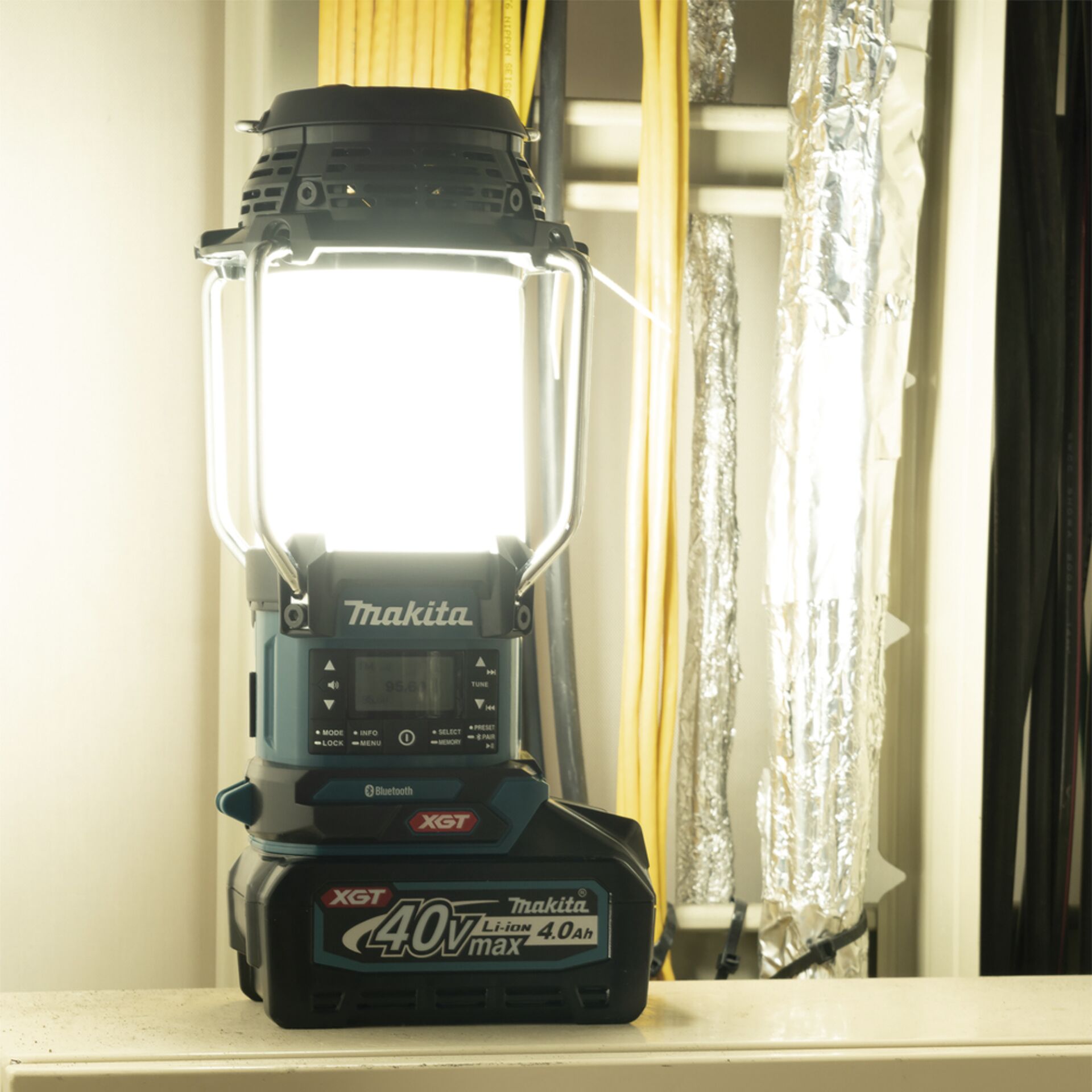 Lampe, Gerät, Lampe, Gerät, Lampe, Gerät, Lampe, Gerät, Lampe, Gerät, Lampe, Gerät, Lampe, Gerät