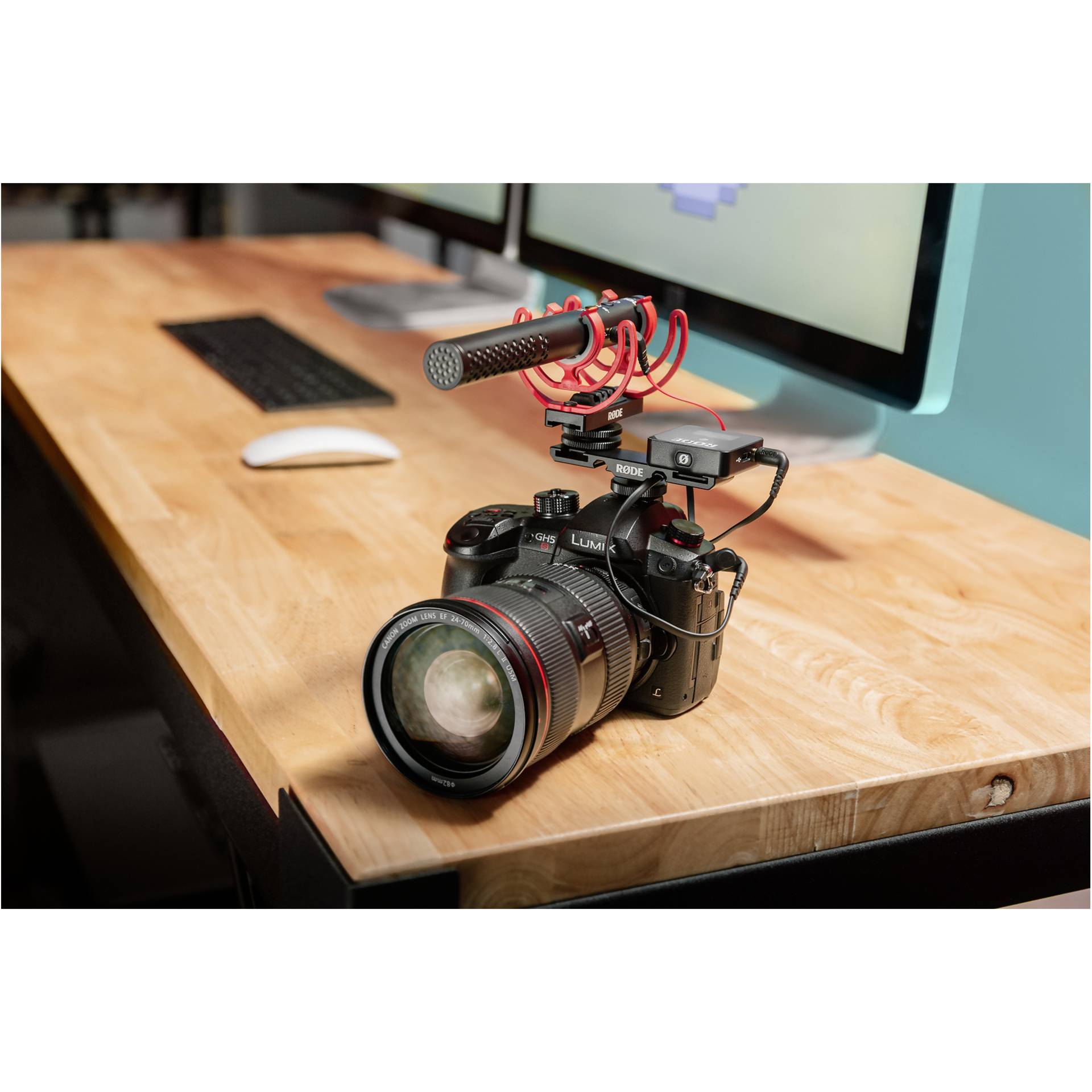 Photographie, Holz, Elektronik, Videokamera, Sperrholz